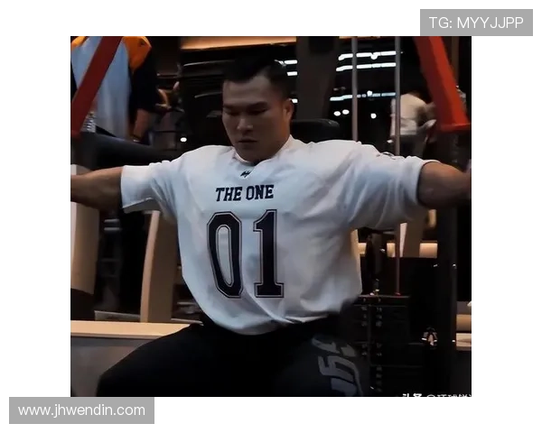 健美比赛中的尴尬瞬间：选手们的意外遭遇与趣事分享